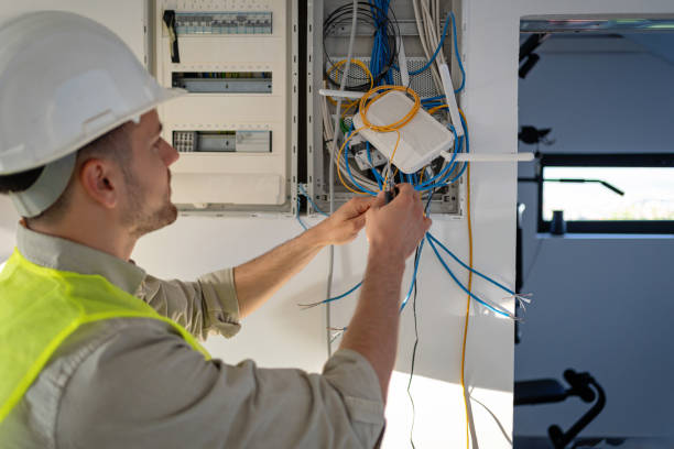 Best Local Electrician Companies  in Mckinleyville, CA